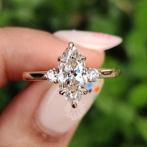 1.5 CT Marquise Cut Moissanite Verlobungsring, 14K Massivgoldring, Triologiering, Drei-Stein-Ring, Jubiläumsgeschenk für sie, Versprechensring