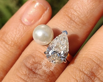 Bague de fiançailles en moissanite taille poire 3 carats, bague en or massif 14 carats, bague perle latérale, bague trois griffes, bague de promesse, cadeau d'anniversaire pour elle
