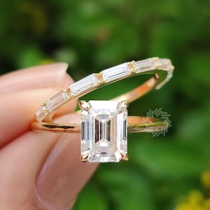 1.75 CT Emerald Cut Moissanite Engagement Ring Set, 14K Solid Yellow Gold Ring Set, Bridal Ring Set, Wedding Ring Set, Stacking Ring Set