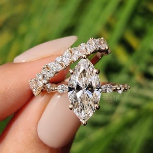 2.5 CT Marquise Cut Moissanite Engagement Ring Set, 14K Solid Yellow Gold Ring Set, Wedding Ring Set, Bridal Ring Set, Stackable Ring Set