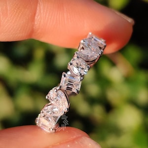 Multi Stein Moissanite Ehering, 14K Solid Gold Band, gemischte Form Band, volle Ewigkeit Band, passende Band, stapelbare Band, Geschenk für sie