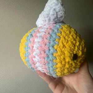 Trans Pride Bee | Transgender | Pride Plush | Crochet Plushie | FTM/MTF | Transmasc/Transfem