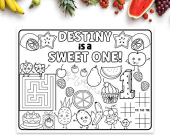 Dolce primo compleanno a base di frutta, idee per il tema del primo compleanno, festa a tema Tutti Frutti, tovagliette da colorare stampabili, decorazioni personalizzate per feste, bomboniere economiche