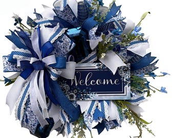 Welcome wreath in blue and white for front porch, welcome wreath for front door, summer party decoration, blue chinoiserie home decor
