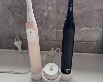 Oral-B IO Toothbrush Holder: Hygienic Bathroom Organizer