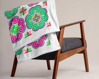 Elephant foot print pink and green Throw Blanket