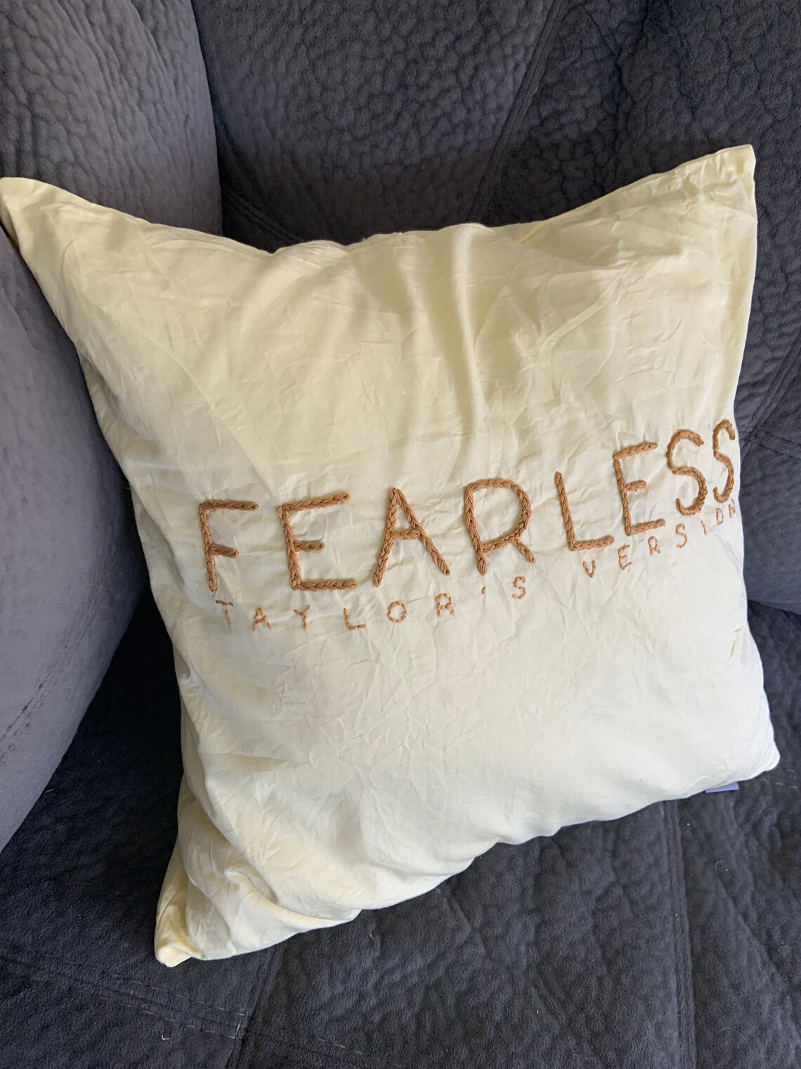 Taylor Swift bordado throw pillow la versión de Fearless Etsy