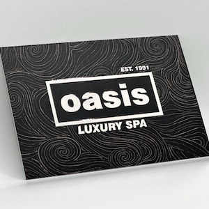 Wizytówki luksusowe Oasis Alternate Universe: projekty zespołów rockowych dla fanów i kolekcjonerów muzyki