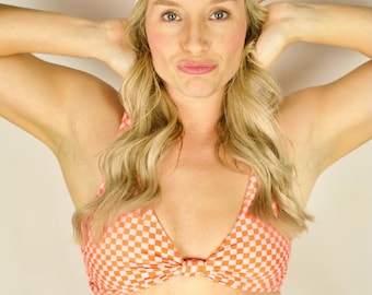 Góra od bikini z przodu skręcana, wykonana na zamówienie