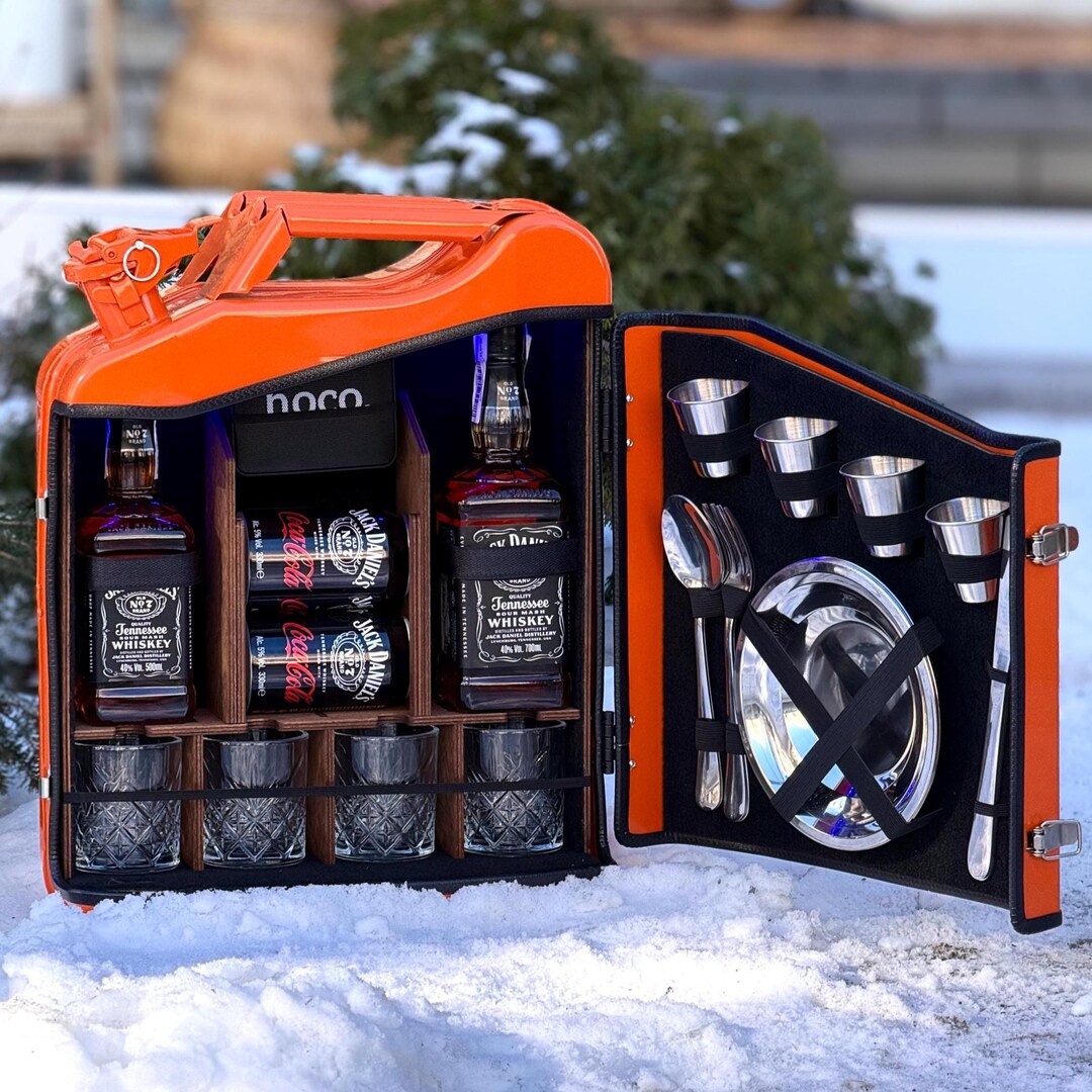 Portable Jerry Can Mini Bar With Metal Picnic Set for Outdoor
