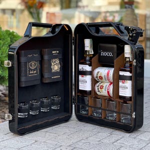Jerry Can Mini Bar for Pilot Gift – Aviation Decor Liquor Cabinet – Military Style Bar Gift for Him – Handmade Alcohol Storage – ManCave Bar