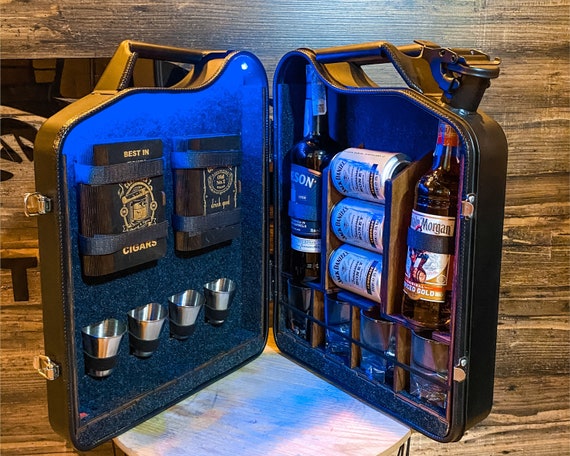 Kanisterhalter – Benzinkanister aus Metall 5-Liter-Whisky-Minibar im  Kanister