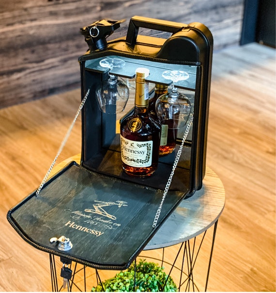 Black Jerry Can Whiskey Mini Bar 10L, Canister Mini Bar for Husband, Fuel  Bar,camping Bar, Barrel Bar, Wine or Whiskey Mini Bar 