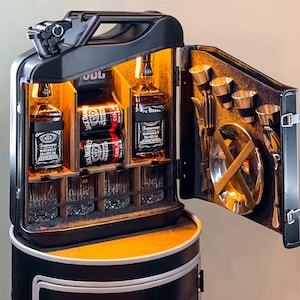 Minibar Bidón Bidón Negro Mate de 20 L, Minibar de Metal con Interior de Madera y Set de Picnic, Bar de Combustible Personalizado, Bar Bidón, Minibar Personalizado