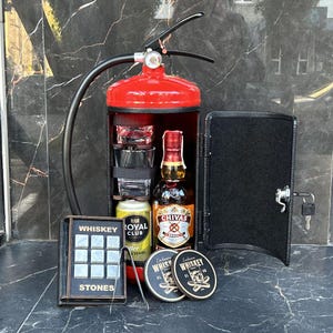 Minibar con extintor, minibar con whisky para bomberos, barra de combustible personalizada, regalo para él