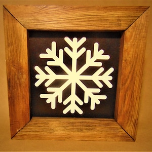 Snowflake | Wooden framed sign | Farmhouse style | Winter