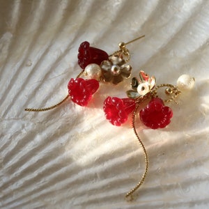 Gold Christmas Red Bell Flower Earrings Dangle, unique gift for her，Fruit earring, floral jewellery, botanical jewellery