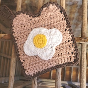 Kitchen Farmhouse Chic Kitchen Décor: Eggcellent Potholder for Chicken Lovers, Egg and Toast Potholder