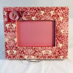 Cherub Love Frame