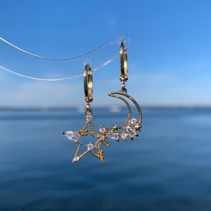 14K Gold Plated Dainty Star and Moon Dangle Earrings