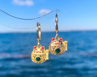 Unique Lucky Cat Drop Earrings