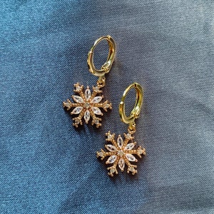14K Gold Plated Dainty Snowflake Dangle Earrings