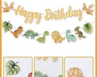 Könnte beinhalten: Eine Geburtstagsgirlande mit goldfarbenem "Happy Birthday" Schriftzug. Verziert mit Aquarell-Dinosaurier-Ausschnitten in Orange, Grün und Braun. Die Girlande enthält auch Blatt- und Drachenausschnitte.