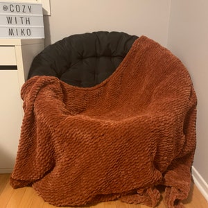 Chunky Blanket - chenille