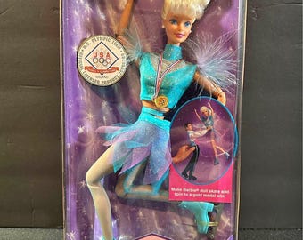 Barbie Doll vintage Olympic Skater 1997 Mattel #18501