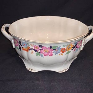 Grindley England dinnerware in the Marlborough Royal Petal design called Old China.