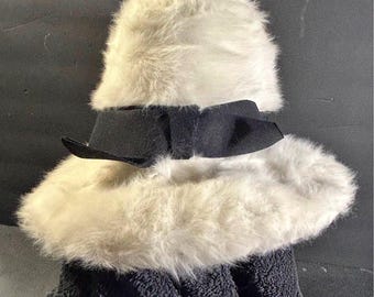 vintage 1960s ladies' bucket hat, white fur, Italian millinery brand Aigrette, sold by Roos Atkins.