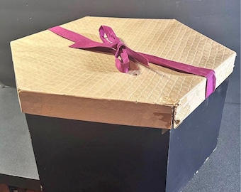 vintage premium hat box comes from Hale Bros., a historic Nor Cal dept. store chain in Sac in 1880.