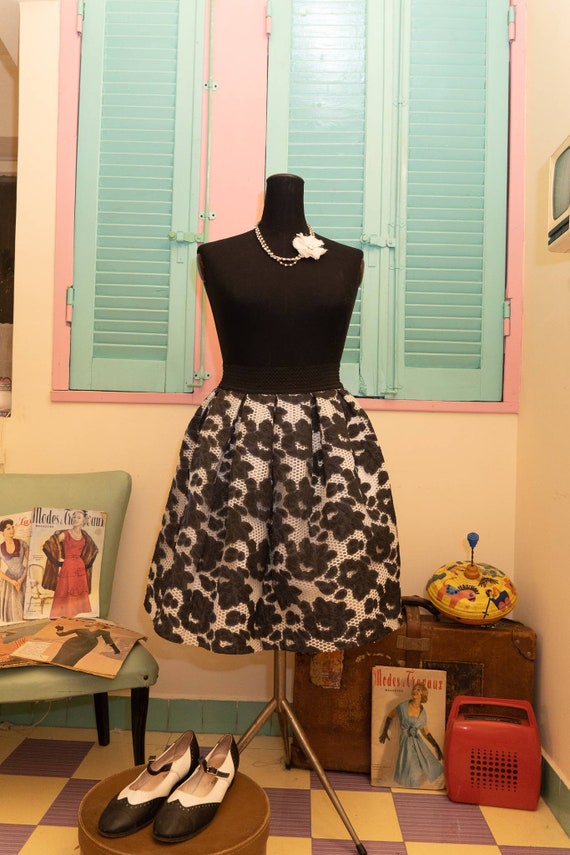 Balloon skirt