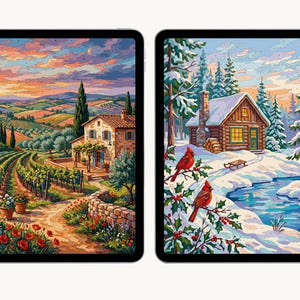 Pu&ograve; includere: Due tablet che mostrano arte digitale. Lo schermo sinistro mostra un paesaggio di vigneti con una casa in pietra, colline e papaveri rossi. Lo schermo destro raffigura una scena invernale con una baita, pini innevati, un ruscello e due uccelli rossi.