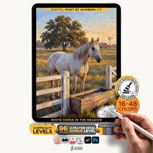 Puede incluir: Un kit de pintura por números digital titulado White Horse in the Meadow en una pantalla de tableta. La imagen muestra un caballo blanco junto a una valla y un abrevadero de madera en un campo con un gran árbol y un granero. Incluye 16-48 colores.