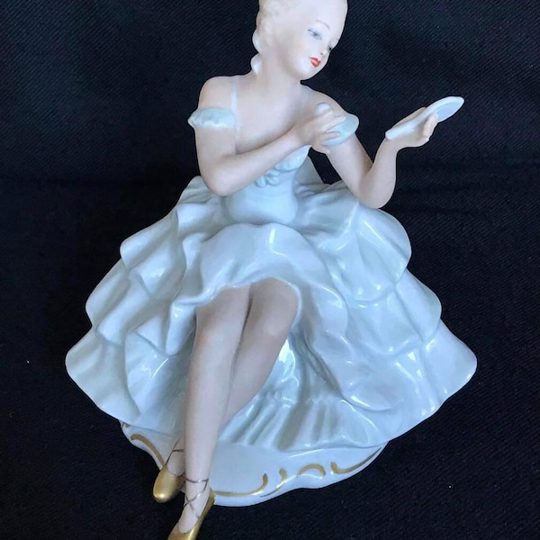 Schaubach kunst wallendorf figurine art deco handpainted antique figurine made in Germany