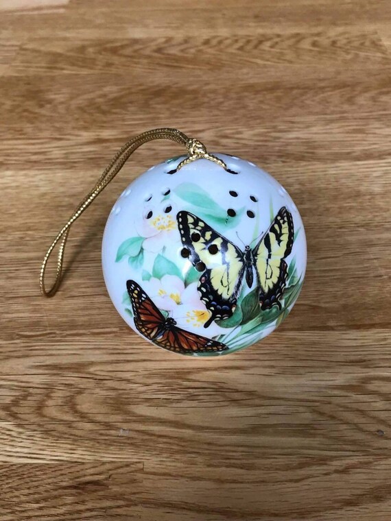 Vintage Small Porcelain Ball Pomander With Floral Design Etsy