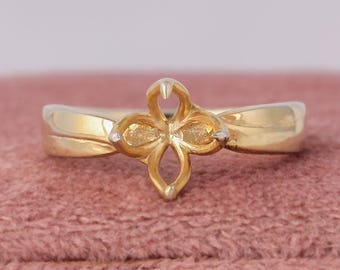 18k Gold Flower Petal Engagement Ring, Vintage Inspired Semi-Mount (Customizable)