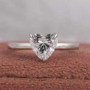 1CT-3CT Heart Cut Lab Grown Diamond Engagement Ring: Solitaire Style