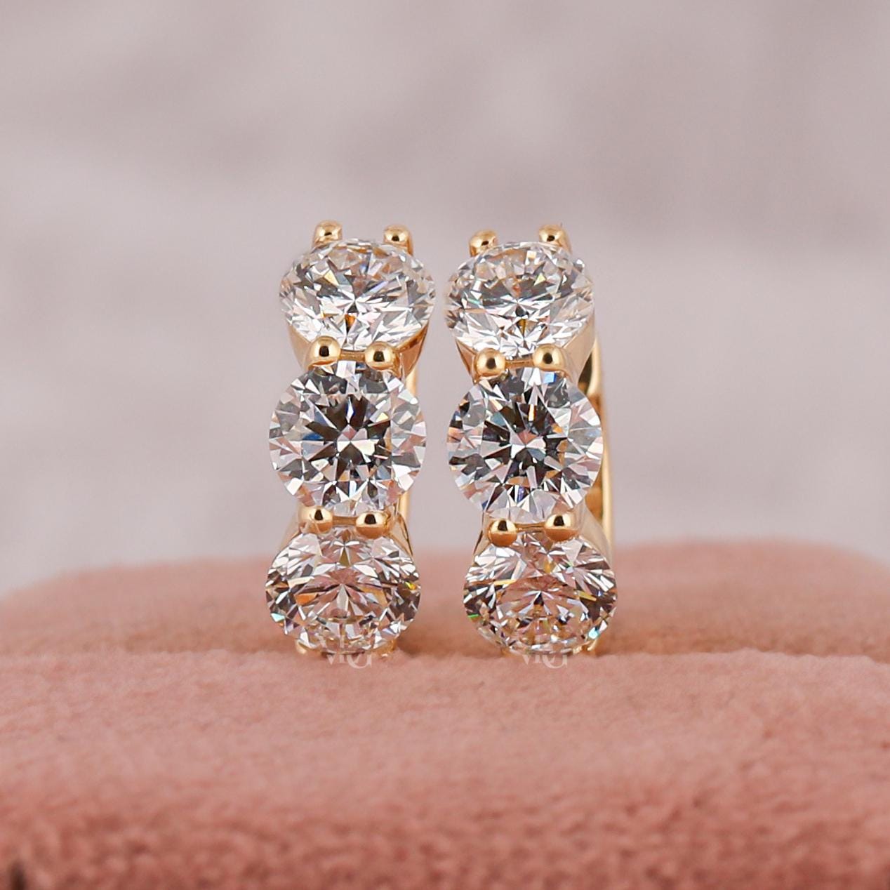 5.00 TCW Lab Grown Diamond Huggie Hoop Earrings: E/F VVS/VS