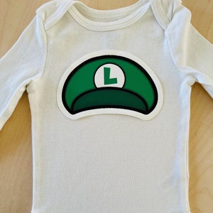 Super Mario Baby Child Shirt, Luigi Bodysuit, Baby Super Mario Luigi 90s Theme, Mario World Kids Tshirt, Video Game Baby Infant Green Luigi
