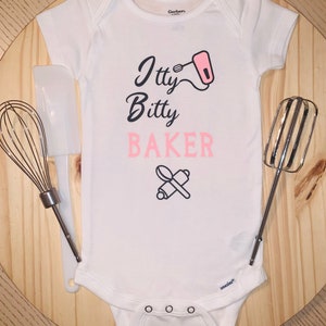 Baking One Piece, Baking Helper Gift, Baking Assistant, Baker, Bake with Mommy, Baking Cookies Bread with Mom Baker, Child Baker in Training