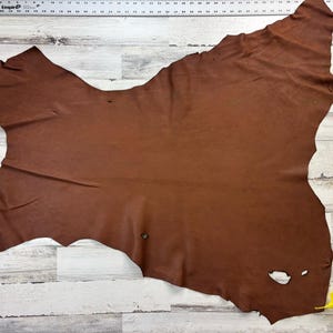 Deerskin, 9.0 Sqft, Brown, 3-3.5  oz, Craft Leather, Deer Buckskin, Made in USA, D610BR-G