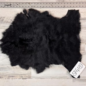 Long Wool Sheepskin Rugs, Beautiful, Soft, Luxurious Small Sheepskins, Tanned Sheep Hide for Rug, Throw, Decor, SFG033
