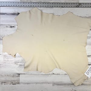 Deerskin, 6.1 Sqft, Palomino, 2.5-3.0 oz, Beautiful Hides, Leather Craft, Deer Buckskin, Made in USA, D131PA-D