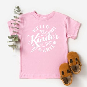 Hallo kleuterschool shirt, kleuterschool T-shirt, terug naar school, eerste schooldag, kleuterschool leraar shirt, aangepast schoolshirt