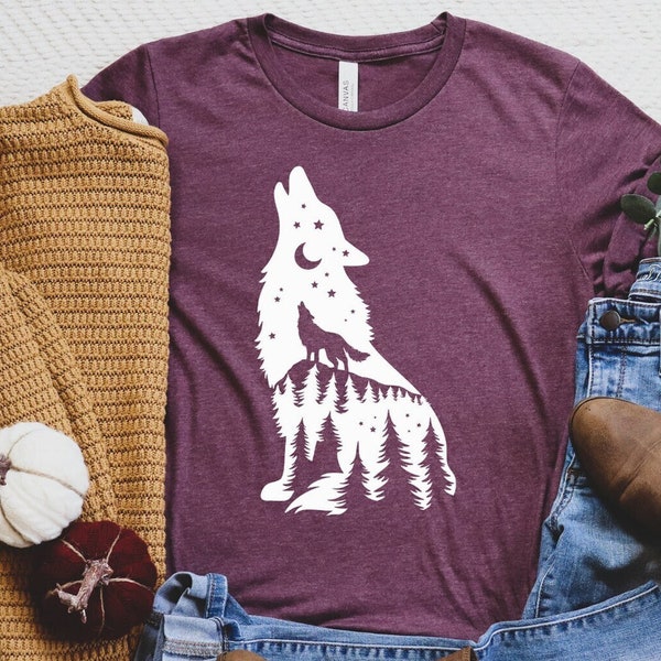 Howling Wolf Shirt, Wolf T-Shirt, Lone Wolf T-Shirt, Wolf Spirit Animal Shirt, Mountain Wolf Lover Shirt, Wolf Girl Gift, Dog Lover Shirt