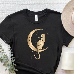 Cat In The Moon Shirt, Cat Lover T-Shirt, Cat And Moon Tee, Celestial Cat Shirt, Magical Cat T-Shirt, Witchy Cat Shirts, Aesthetic Cat Tee