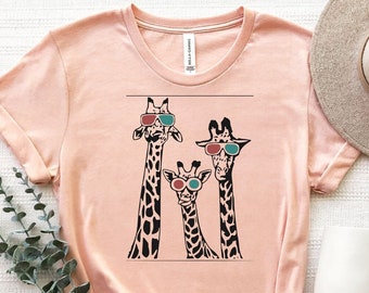 Funny Giraffe Shirt, Sunglasses Giraffe T-Shirt, Sarcastic Giraffe Tee, Animal Lover Shirt, Safari T-Shirt, Comic Giraffe Shirt, Funny Tee