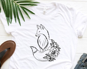 Floral Fox T-Shirt, Floral Fox Shirt, Cute Fox Tee, Cute Fox Lover Gifts Shirt, Fox T-Shirts, Animal Lover Shirt, Nature Lover Shirts Gift